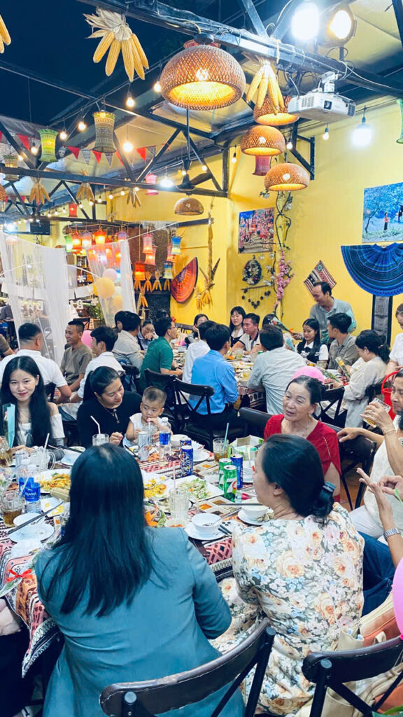 Đật Bàn Ẩm Thực Tây Bắc Quán