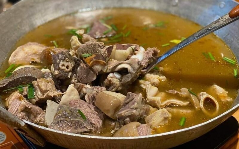 Lẩu Thắng Cố Ngựa Tây Bắc