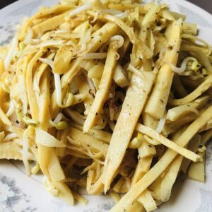 Măng Trúc Xào Tỏi