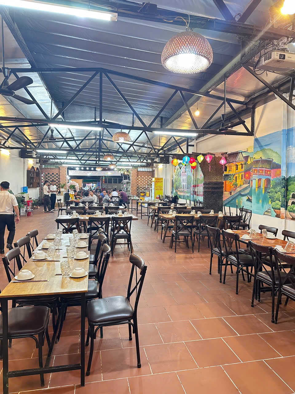 Trong Nhà Phố Ẩm Thực 662 Trường Chinh Tân Bình