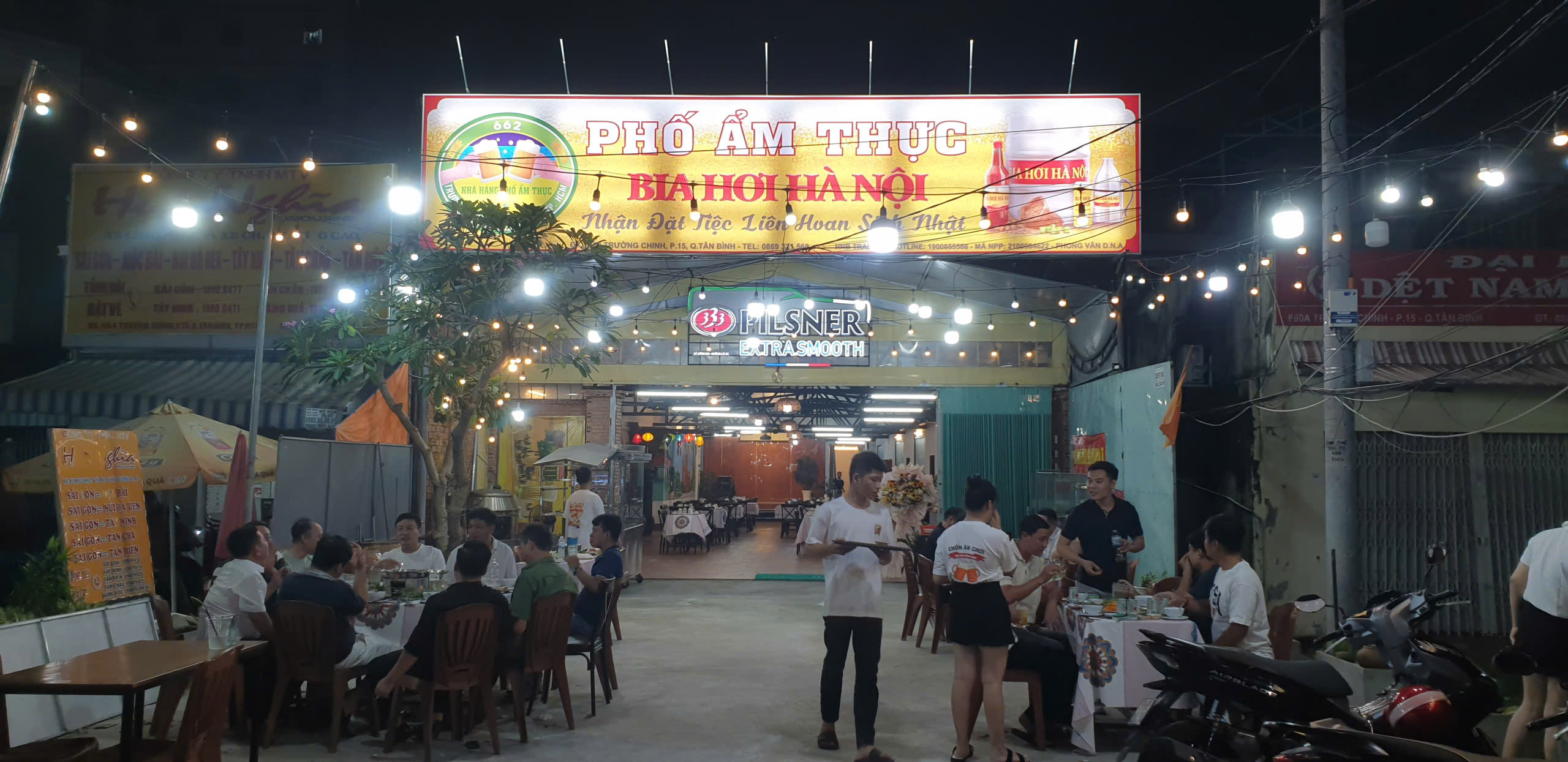 Phố Ẩm Thực Tân Bình